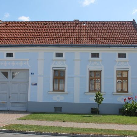 Ferienwohnungen Magedler Lutzmannsburg Buitenkant foto