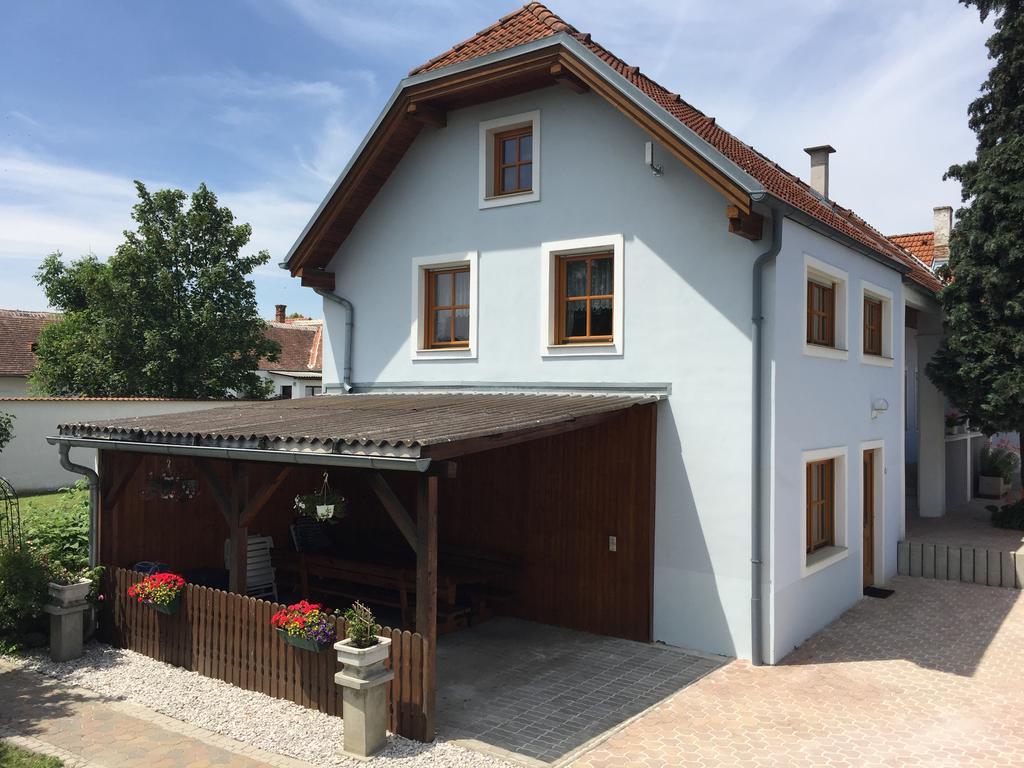 Ferienwohnungen Magedler Lutzmannsburg Buitenkant foto